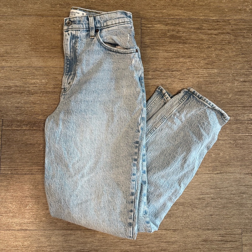 Abercrombie & Fitch 90s Straight Ultra High Rise